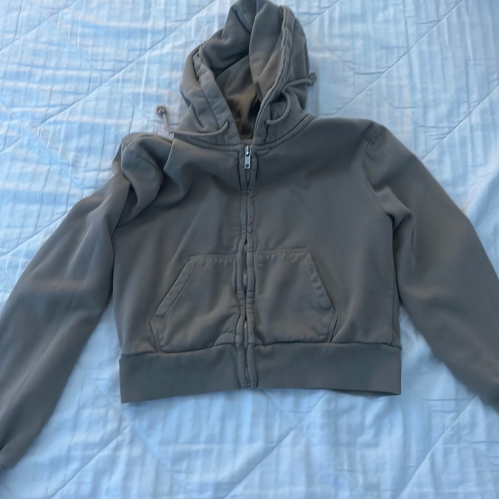 Brandy Melville Cropped Zip Up